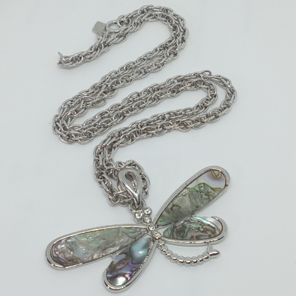 * vintage Sarah Coventry Mother of Pearl Dragonfly necklace 24" chain